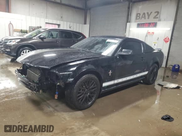 ✅ 2007 Ford Mustang Deluxe • VIN: 1ZVFT80N175358519 • Lot: 93354385. Wystawiony na Copart z przebiegiem 130 853 mil. Bezpłatny archiwum sprzedaży aukcyjnych z USA i szczegółowy raport historii pojazdu na DreamBid. Zdjęcie 1.
