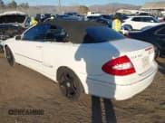 ✅ 2006 Mercedes-Benz CLK 350 • VIN: WDBTK56F56F203955 • Lot: 41391569. Wystawiony na IAAI z przebiegiem 130 907 mil. Bezpłatny archiwum sprzedaży aukcyjnych z USA i szczegółowy raport historii pojazdu na DreamBid. Zdjęcie 3.