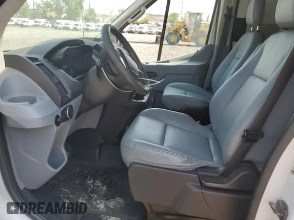 ✅ 2015 Ford Transit • VIN: 1FTSW3XV4FKB21413 • Lot: 66442445. Wystawiony na Copart z przebiegiem 65 284 mil. Bezpłatny archiwum sprzedaży aukcyjnych z USA i szczegółowy raport historii pojazdu na DreamBid. Zdjęcie 7.