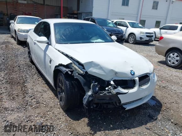 ✅ 2008 BMW 3 Series 335i • VIN: WBAWL73508PX54727 • Lot: 42173749. Listed on IAAI with 152,125 mi. Free auction sales archive from the USA and detailed vehicle history report at DreamBid. Image 1.
