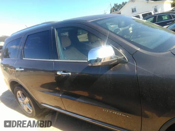 ✅ 2013 Dodge Durango Citadel • VIN: 1C4RDHEG3DC696454 • Lot: 43380976. Listed on IAAI with 195,504 mi. Free auction sales archive from the USA and detailed vehicle history report at DreamBid. Image 13.