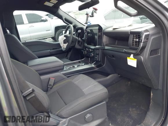 ✅ 2025 Ford F-150 STX • VIN: 1FTEW2LP2SKD11655 • Лот: 42489244. Опубликован ранее на IAAI с пробегом 6 849 миль. Бесплатный доступ к архиву аукционных продаж из США и подробный отчёт об истории автомобиля на DreamBid. Изображение 5.