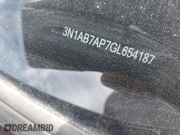 ✅ 2016 Nissan Sentra SR • VIN: 3N1AB7AP7GL654187 • Lot: 42776699. Listed on IAAI with 34,949 mi. Free auction sales archive from the USA and detailed vehicle history report at DreamBid. Image 9.