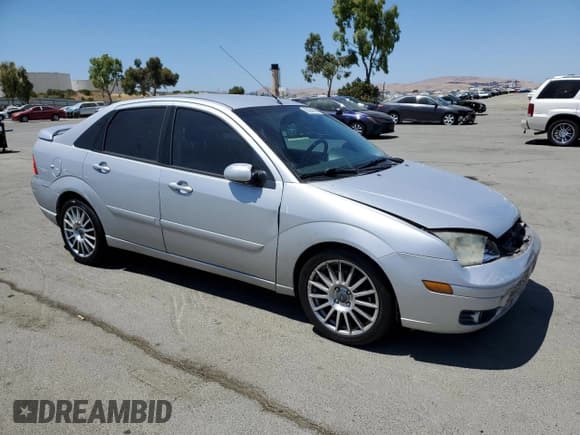 ✅ 2006 Ford Focus ST • VIN: 1FAHP38Z96W136125 • Lot: 62584245. Listed on Copart with 138,001 mi. Free auction sales archive from the USA and detailed vehicle history report at DreamBid. Image 4.