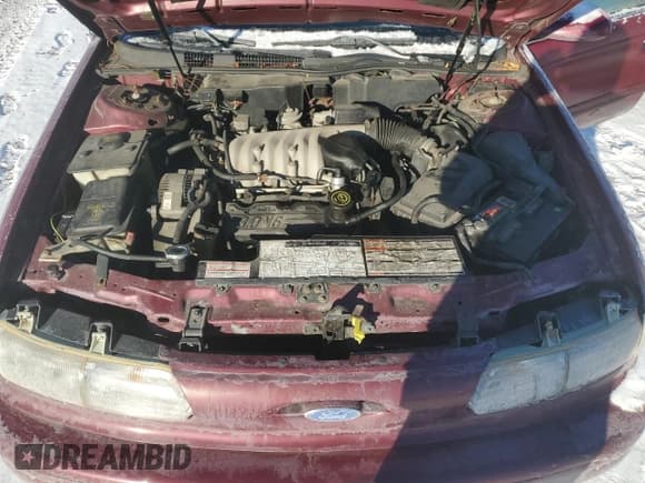 ✅ 1993 Ford Taurus GL • VIN: 1FALP52U2PG147367 • Lot: 42258795. Wystawiony na Copart z przebiegiem 68 209 mil. Bezpłatny archiwum sprzedaży aukcyjnych z USA i szczegółowy raport historii pojazdu na DreamBid. Zdjęcie 11.