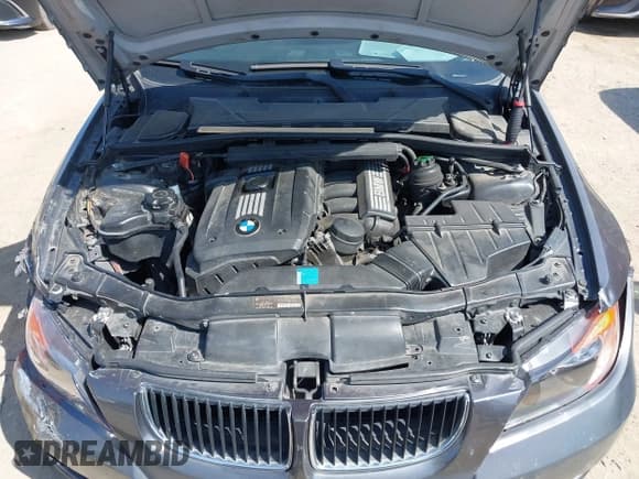 ✅ 2008 BMW 3 Series 328i • VIN: WBAVA375X8NL51757 • Lot: 43084553. Listed on IAAI with 153,462 mi. Free auction sales archive from the USA and detailed vehicle history report at DreamBid. Image 10.