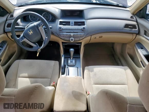 ✅ 2009 Honda Accord LX-P • VIN: 1HGCP26419A007420 • Lot: 91786705. Listed on Copart with 240,083 mi. Free auction sales archive from the USA and detailed vehicle history report at DreamBid. Image 8.