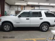 ✅ 2006 Ford Explorer XLS • VIN: 1FMEU72E36UB64271 • Lot: 43118696. Wystawiony na IAAI z przebiegiem 208 104 mil. Bezpłatny archiwum sprzedaży aukcyjnych z USA i szczegółowy raport historii pojazdu na DreamBid. Zdjęcie 14.