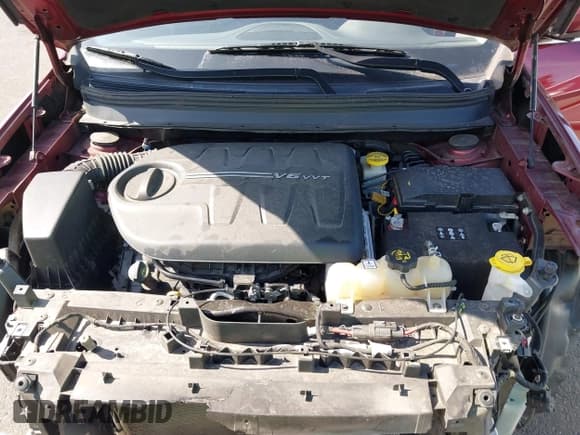 ✅ 2019 Jeep Cherokee Latitude Plus • VIN: 1C4PJMLX0KD346993 • Lot: 42373990. Listed on IAAI with 92,213 mi. Free auction sales archive from the USA and detailed vehicle history report at DreamBid. Image 10.