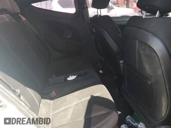 2017 Hyundai Veloster с VIN KMHTC6AD3HU308336, выставлен на аукционе Copart как лот 65843884 с пробегом 165 249 миль миль и Списание • Salvage title. История ставок и продаж доступна на DreamBid. Изображение 10.