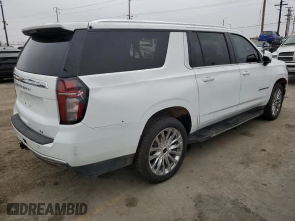 ✅ 2021 Chevrolet Suburban LT • VIN: 1GNSKCKD6MR172059 • Lot: 69652564. Wystawiony na Copart z przebiegiem Nie podano. Bezpłatny archiwum sprzedaży aukcyjnych z USA i szczegółowy raport historii pojazdu na DreamBid. Zdjęcie 3.