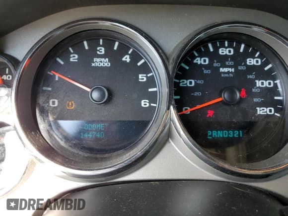 ✅ 2008 Chevrolet Silverado 1500 LTZ • VIN: 3GCEK13J08G263400 • Lot: 71732364. Listed on Copart with 144,740 mi. Free auction sales archive from the USA and detailed vehicle history report at DreamBid. Image 9.