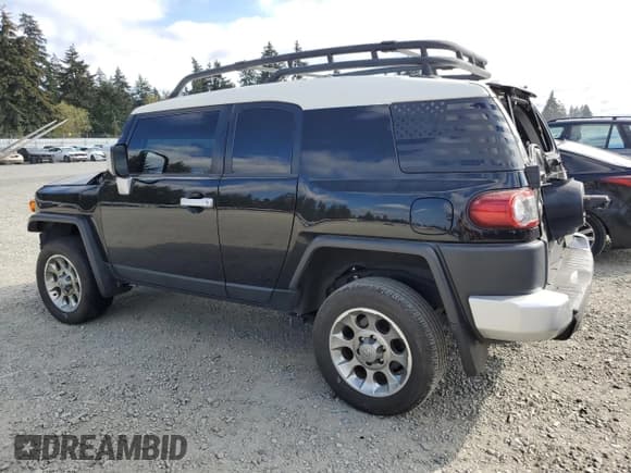 ✅ 2012 Toyota FJ Cruiser • VIN: JTEBU4BFXCK121886 • Lot: 72155064. Listed on Copart with Not provided. Free auction sales archive from the USA and detailed vehicle history report at DreamBid. Image 2.