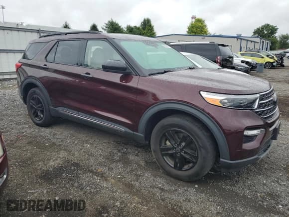 ✅ 2022 Ford Explorer XLT • VIN: 1FMSK8DHXNGB27656 • Lot: 66906875. Wystawiony na Copart z przebiegiem 61 588 mil. Bezpłatny archiwum sprzedaży aukcyjnych z USA i szczegółowy raport historii pojazdu na DreamBid. Zdjęcie 4.