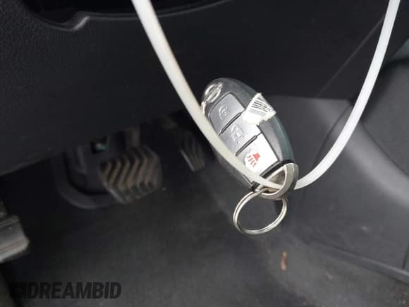 ✅ 2015 Nissan Rogue S • VIN: KNMAT2MV0FP592559 • Lot: 42829363. Wystawiony na IAAI z przebiegiem 157 068 mil. Bezpłatny archiwum sprzedaży aukcyjnych z USA i szczegółowy raport historii pojazdu na DreamBid. Zdjęcie 11.