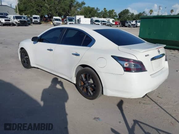 2012 Nissan Maxima S z VIN 1N4AA5APXCC849233, wystawiony jako IAAI lot #42915963 z przebiegiem 119 679 mil mil oraz . Historia ofert i sprzedaży dostępna na DreamBid. Obrazek 3.