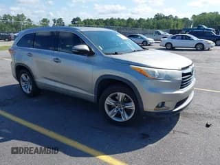 ✅ 2016 Toyota Highlander Limited • VIN: 5TDYKRFH5GS161305 • Lot: 42741171. Listed on IAAI with 151,252 mi. Free auction sales archive from the USA and detailed vehicle history report at DreamBid. Image 1.