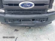 ✅ 2019 Ford F-250 XL • VIN: 1FDBF2A61KED44637 • Lot: 42774481. Listed on IAAI with 90,869 mi. Free auction sales archive from the USA and detailed vehicle history report at DreamBid. Image 6.