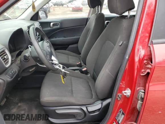 2021 Hyundai Venue SE with VIN KMHRB8A39MU096438, listed as a Copart auction lot 76424234 with 75,635 mi miles and Salvage title. Bid and sale history available at DreamBid. Image 7.