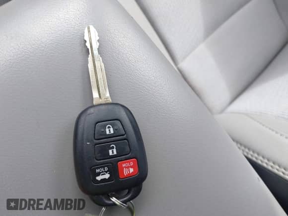 2016 Toyota Camry SE with VIN 4T1BF1FK5GU579815, listed as a IAAI auction lot 43561200 with 98,570 mi miles and . Bid and sale history available at DreamBid. Image 11.