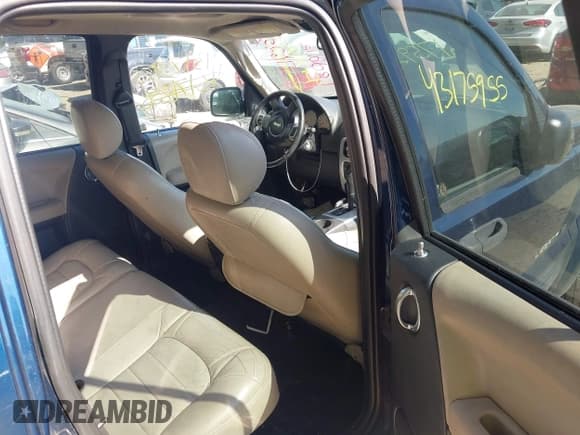 ✅ 2003 Jeep Liberty Limited • VIN: 1J8GL58K13W558703 • Лот: 43175955. Опубликован ранее на IAAI с пробегом 137 568 миль. Бесплатный доступ к архиву аукционных продаж из США и подробный отчёт об истории автомобиля на DreamBid. Изображение 8.