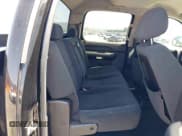 ✅ 2007 Chevrolet Silverado 1500 1LT • VIN: 2GCEC13J771553248 • Lot: 42212718. Wystawiony na IAAI z przebiegiem 206 338 mil. Bezpłatny archiwum sprzedaży aukcyjnych z USA i szczegółowy raport historii pojazdu na DreamBid. Zdjęcie 8.