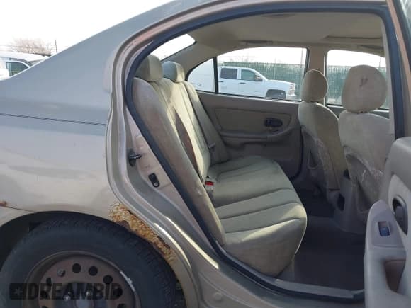 ✅ 2003 Hyundai Elantra GLS • VIN: KMHDN45D23U644033 • Lot: 41534760. Wystawiony na IAAI z przebiegiem 273 475 mil. Bezpłatny archiwum sprzedaży aukcyjnych z USA i szczegółowy raport historii pojazdu na DreamBid. Zdjęcie 8.