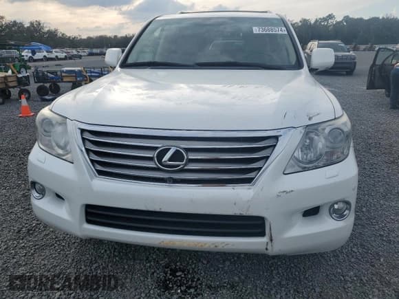 ✅ 2011 Lexus LX 570 • VIN: JTJHY7AX8B4080592 • Lot: 73688574. Listed on Copart with 131,675 mi. Free auction sales archive from the USA and detailed vehicle history report at DreamBid. Image 5.