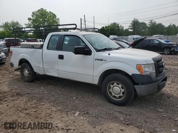 ✅ 2013 Ford F-150 XL • VIN: 1FTFX1CF7DKG12217 • Lot: 60884535. Listed on Copart with 274,243 mi. Free auction sales archive from the USA and detailed vehicle history report at DreamBid. Image 4.