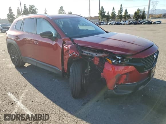 ✅ 2024 Mazda CX-50 S Premium • VIN: 7MMVABDMXRN217714 • Lot: 90884395. Listed on Copart with 6,518 mi. Free auction sales archive from the USA and detailed vehicle history report at DreamBid. Image 4.