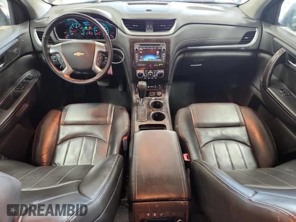 ✅ 2017 Chevrolet Traverse Premier • VIN: 1GNKVJKD9HJ211162 • Лот: 90361765. Опубликован ранее на Copart с пробегом 102 017 миль. Бесплатный доступ к архиву аукционных продаж из США и подробный отчёт об истории автомобиля на DreamBid. Изображение 8.