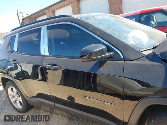 ✅ 2021 Jeep Compass Latitude • VIN: 3C4NJCBB4MT532251 • Lot: 41889321. Wystawiony na IAAI z przebiegiem 52 295 mil. Bezpłatny archiwum sprzedaży aukcyjnych z USA i szczegółowy raport historii pojazdu na DreamBid. Zdjęcie 13.