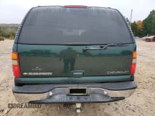 2001 Chevrolet Suburban LT с VIN 3GNEC16T51G212577, выставлен на аукционе Copart как лот 79689664 с пробегом 247 117 миль миль и Списание • Salvage title. История ставок и продаж доступна на DreamBid. Изображение 6.