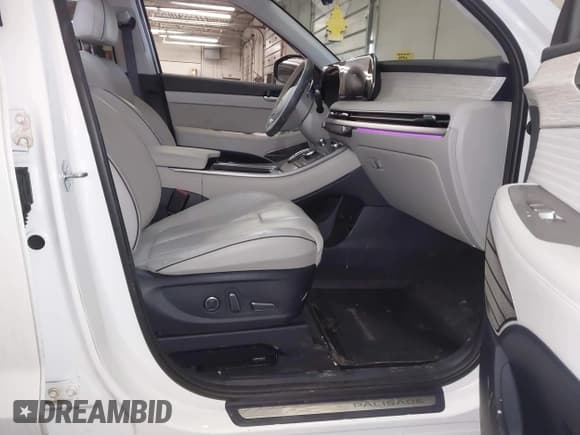 ✅ 2023 Hyundai Palisade Calligraphy • VIN: KM8R7DGE6PU565833 • Лот: 41363136. Опубликован ранее на IAAI с пробегом 16 435 миль. Бесплатный доступ к архиву аукционных продаж из США и подробный отчёт об истории автомобиля на DreamBid. Изображение 5.