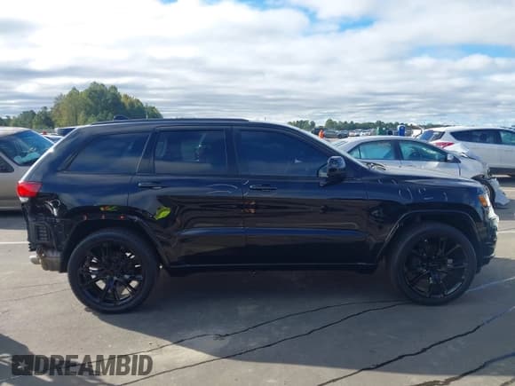✅ 2019 Jeep Grand Cherokee Upland • VIN: 1C4RJFAGXKC569846 • Lot: 43416978. Listed on IAAI with 86,782 mi. Free auction sales archive from the USA and detailed vehicle history report at DreamBid. Image 14.