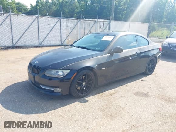 ✅ 2011 BMW 3 Series 328i • VIN: WBAKE3C57BE558210 • Lot: 42471553. Wystawiony na IAAI z przebiegiem 249 136 mil. Bezpłatny archiwum sprzedaży aukcyjnych z USA i szczegółowy raport historii pojazdu na DreamBid. Zdjęcie 2.