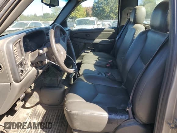 ✅ 2006 Chevrolet Silverado 1500 Work Truck • VIN: 1GCEK14V16Z239363 • Лот: 76834764. Опубликован ранее на Copart с пробегом 199 733 миль. Бесплатный доступ к архиву аукционных продаж из США и подробный отчёт об истории автомобиля на DreamBid. Изображение 7.