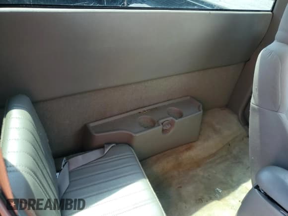 ✅ 2003 Chevrolet S-10 LS • VIN: 1GCCS19X038118231 • Lot: 71686275. Listed on Copart with 136,765 mi. Free auction sales archive from the USA and detailed vehicle history report at DreamBid. Image 10.