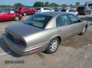 ✅ 2001 Buick Park Avenue • VIN: 1G4CW54K714136278 • Lot: 42595183. Listed on IAAI with 167,928 mi. Free auction sales archive from the USA and detailed vehicle history report at DreamBid. Image 4.