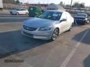 ✅ 2012 Honda Accord LX Premium • VIN: 1HGCP2F47CA103625 • Lot: 41794823. Wystawiony na IAAI z przebiegiem 153 726 mil. Bezpłatny archiwum sprzedaży aukcyjnych z USA i szczegółowy raport historii pojazdu na DreamBid. Zdjęcie 18.