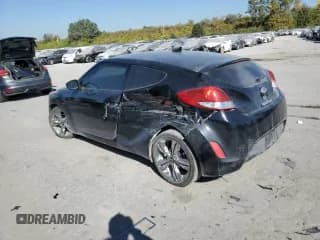 ✅ 2017 Hyundai Veloster Value Edition • VIN: KMHTC6AD5HU323971 • Lot: 76926294. Wystawiony na Copart z przebiegiem 110 797 mil. Bezpłatny archiwum sprzedaży aukcyjnych z USA i szczegółowy raport historii pojazdu na DreamBid. Zdjęcie 2.