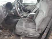 ✅ 1999 Chevrolet Blazer Trailblazer • VIN: 1GNDT13W9X2238417 • Lot: 80087223. Wystawiony na Copart z przebiegiem Nie podano. Bezpłatny archiwum sprzedaży aukcyjnych z USA i szczegółowy raport historii pojazdu na DreamBid. Zdjęcie 7.