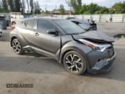 ✅ 2018 Toyota C-HR XLE • VIN: NMTKHMBX8JR060043 • Lot: 90953815. Wystawiony na Copart z przebiegiem 128 859 mil. Bezpłatny archiwum sprzedaży aukcyjnych z USA i szczegółowy raport historii pojazdu na DreamBid. Zdjęcie 4.