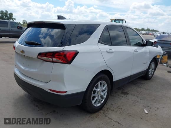 ✅ 2023 Chevrolet Equinox LS • VIN: 3GNAXHEG5PL107232 • Lot: 43406877. Listed on IAAI with 83,576 mi. Free auction sales archive from the USA and detailed vehicle history report at DreamBid. Image 4.