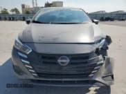 ✅ 2024 Nissan Versa S • VIN: 3N1CN8DV4RL930487 • Lot: 80877935. Wystawiony na Copart z przebiegiem 10 112 mil. Bezpłatny archiwum sprzedaży aukcyjnych z USA i szczegółowy raport historii pojazdu na DreamBid. Zdjęcie 5.