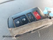 ✅ 2018 Toyota Highlander Limited Platinum • VIN: 5TDDZRFH8JS488749 • Lot: 43468401. Wystawiony na IAAI z przebiegiem 86 758 mil. Bezpłatny archiwum sprzedaży aukcyjnych z USA i szczegółowy raport historii pojazdu na DreamBid. Zdjęcie 11.