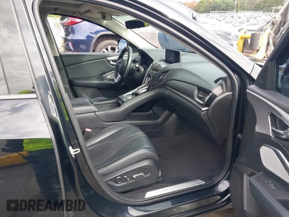 ✅ 2019 Acura RDX Technology • VIN: 5J8TC2H54KL027348 • Lot: 43113906. Listed on IAAI with 95,006 mi. Free auction sales archive from the USA and detailed vehicle history report at DreamBid. Image 5.