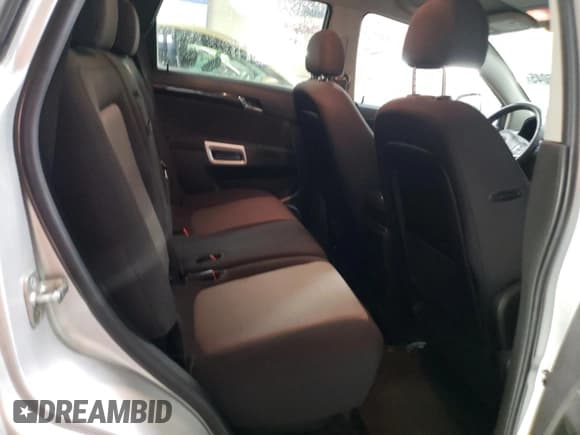 ✅ 2014 Chevrolet Captiva Sport LS • VIN: 3GNAL2EK1ES567097 • Lot: 88095045. Wystawiony na Copart z przebiegiem 87 623 mil. Bezpłatny archiwum sprzedaży aukcyjnych z USA i szczegółowy raport historii pojazdu na DreamBid. Zdjęcie 10.