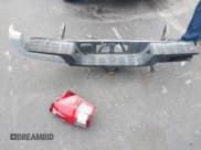 ✅ 2020 Toyota Tacoma SR5 • VIN: 3TMAZ5CN6LM132356 • Lot: 43092266. Wystawiony na IAAI z przebiegiem 91 509 mil. Bezpłatny archiwum sprzedaży aukcyjnych z USA i szczegółowy raport historii pojazdu na DreamBid. Zdjęcie 12.