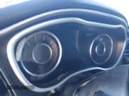 ✅ 2015 Dodge Challenger R/T Plus • VIN: 2C3CDZBTXFH740340 • Lot: 43302906. Wystawiony na IAAI z przebiegiem Nie podano. Bezpłatny archiwum sprzedaży aukcyjnych z USA i szczegółowy raport historii pojazdu na DreamBid. Zdjęcie 7.